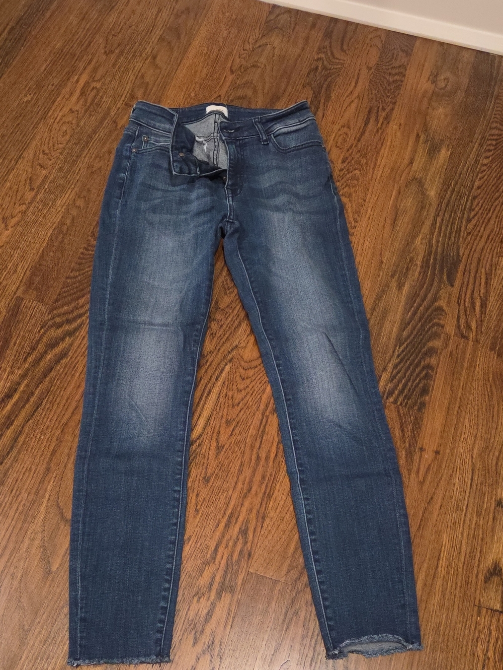 Classic Men's Blue Denim Jeans - Slim Fit